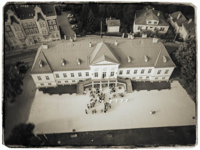 Drohnenaufnahmen, Felix Büchele, Felixfoto, Hochzeit, Hochzeitsgschichtl, Hochzeitsshooting, J, Panorama, Piaristenkirche Maria Treu, Schloss Miller Aichholz, Wedding, felix@felixfoto.at, www.felixfoto.at