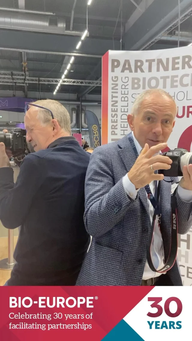 The action photographers at work…

@my_instagram 
@ebdgrouppartnering 
@informaconnect 

#BIOEurope
#Stockholm
#EBDGroup
#ebdgrouppartnering
#informaconnect
#30yearsbioeurope